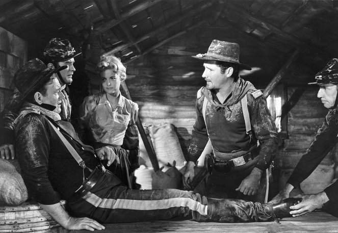 The Horse Soldiers - Photos - John Wayne, Constance Towers