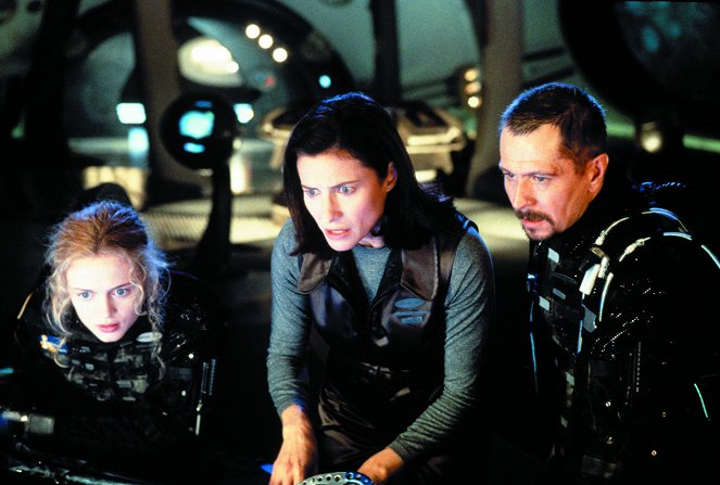 Lost in Space - Elveszve az űrben - Filmfotók - Heather Graham, Mimi Rogers, Gary Oldman