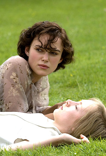 Pokuta - Z filmu - Keira Knightley, Saoirse Ronan