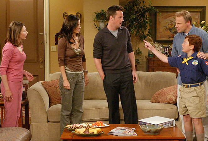 Friends - Season 9 - Party auf dem Dach - Filmfotos - Kellie Waymire, Courteney Cox, Matthew Perry, Jim Meskimen, Daryl Sabara