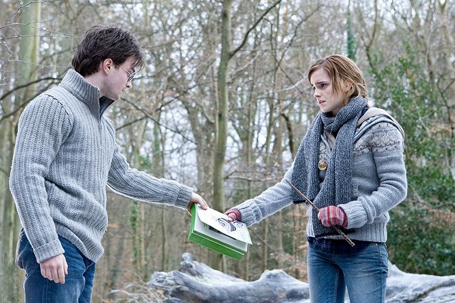 Harry Potter és a Halál ereklyéi I. rész - Filmfotók - Daniel Radcliffe, Emma Watson