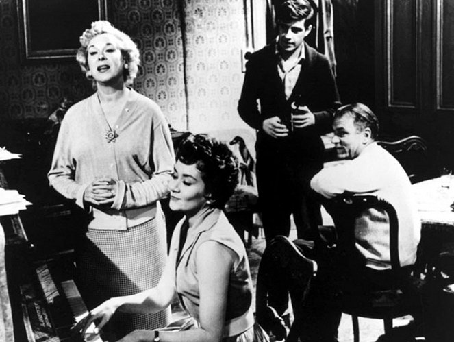 The Entertainer - Do filme - Joan Plowright, Laurence Olivier