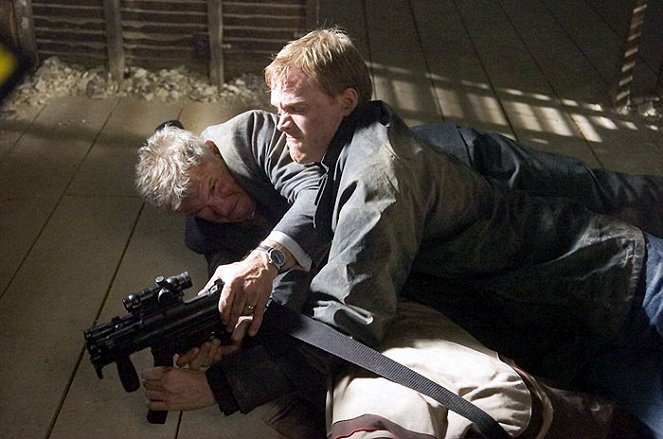 Firewall - Photos - Harrison Ford, Paul Bettany