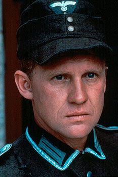 The Incident - Van film - Peter Firth