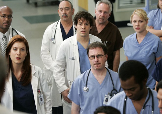 Grey's Anatomy - Photos - Kate Walsh, T.R. Knight, Katherine Heigl