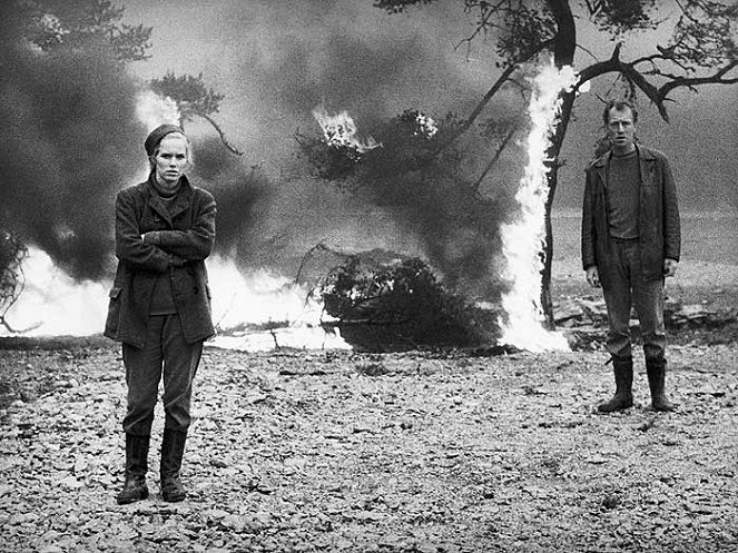 Schande - Filmfotos - Liv Ullmann, Max von Sydow