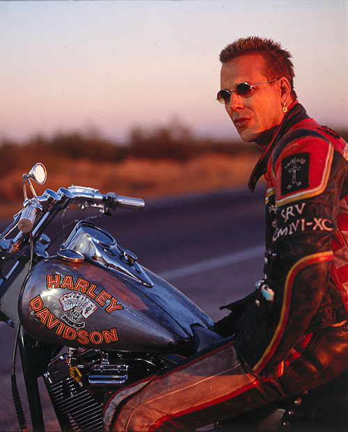 Harley Davidson and the Marlboro Man - Van film - Mickey Rourke