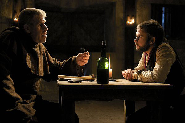 I Sell the Dead - Filmfotos - Ron Perlman, Dominic Monaghan