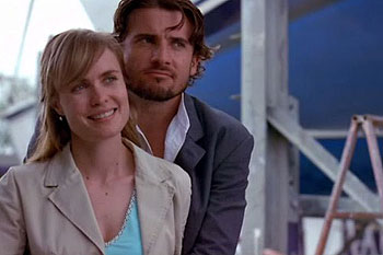 Visitors - Do filme - Radha Mitchell, Dominic Purcell