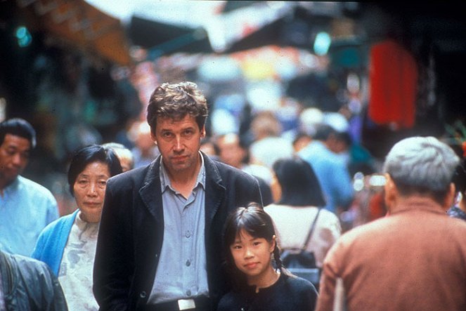 Between the Devil and the Deep Blue Sea - Film - Stephen Rea, Ling Chu