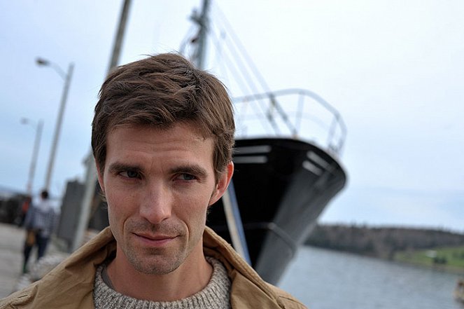 Haven - Welcome to Haven - Photos - Lucas Bryant