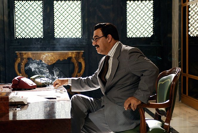 House of Saddam - Episode 2 - Van de set - Igal Naor