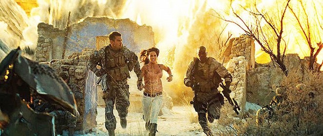 Transformers: Pomsta porazených - Z filmu - Josh Duhamel, Megan Fox, Tyrese Gibson