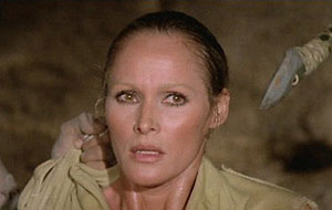 The Mountain of the Cannibal God - Van film - Ursula Andress