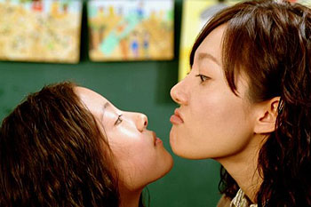Yeoseonsaeng vs yeojeja - Kuvat elokuvasta - Se-yeong Lee, Jung-ah Yum