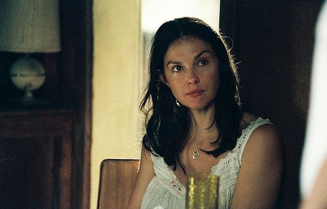 Bug - Van film - Ashley Judd