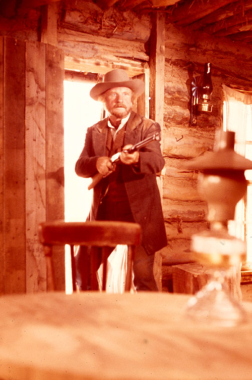 Billy Two Hats - Filmfotók - Jack Warden