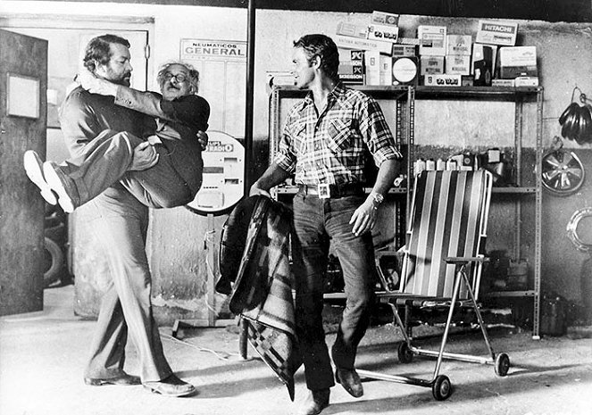 ... ja täältä pesee - Kuvat elokuvasta - Bud Spencer, Luis Barbero, Terence Hill