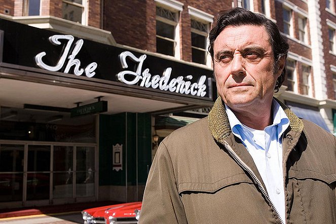 Návrat na vrchol - Z filmu - Ian McShane