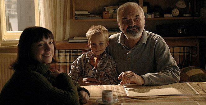 Après l'hiver - Film - Tatiana Dyková, Robin Soudek, Zdeněk Svěrák