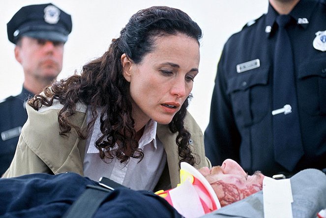 The Last Sign - Photos - Andie MacDowell
