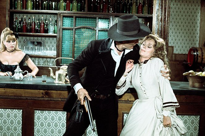 A Arma Divina - Do filme - Jack Palance, Sybil Danning