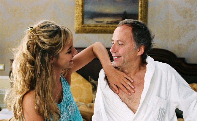 Das Mädchen aus Monaco - Filmfotos - Louise Bourgoin, Fabrice Luchini