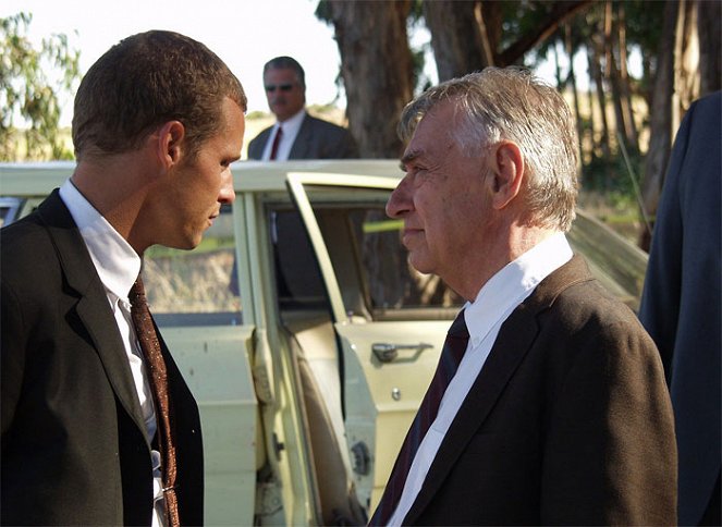 Kegyetlen jel - Filmfotók - Justin Chambers, Philip Baker Hall