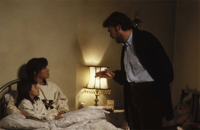 Not Without My Daughter - Do filme - Sheila Rosenthal, Sally Field, Alfred Molina