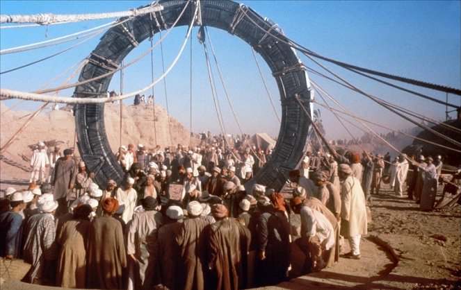 Stargate: Puerta a las estrellas - De la película