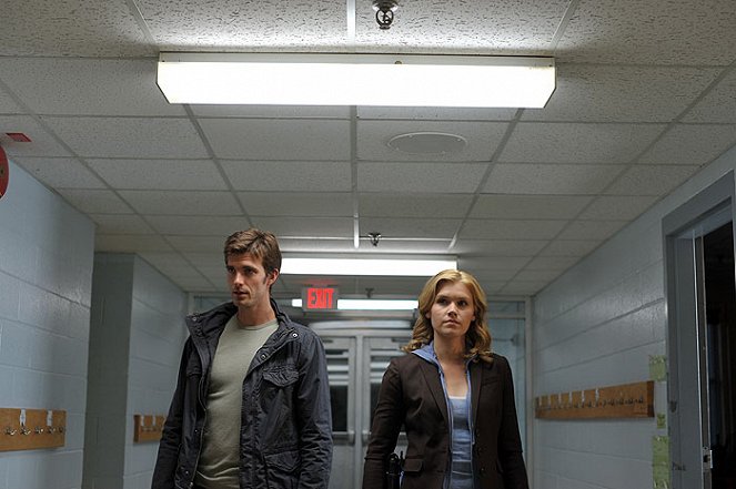 Haven - Butterfly - Photos - Lucas Bryant, Emily Rose