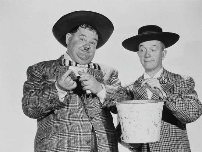 Laurel & Hardy - Die Wunderpille - Filmfotos - Oliver Hardy, Stan Laurel