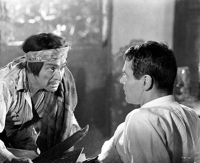 Befehl des Gewissens - Filmfotos - J. Carrol Naish, Henry Fonda