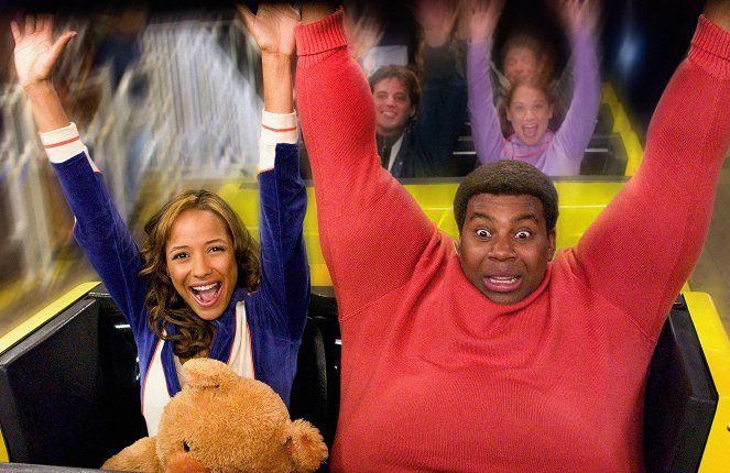 Tučný Albert - Z filmu - Dania Ramirez, Kenan Thompson