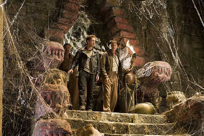 Indiana Jones and the Kingdom of the Crystal Skull - Van film - Shia LaBeouf, Harrison Ford