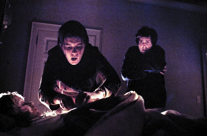 The Exorcist - Photos - Linda Blair, Kitty Winn, Jason Miller