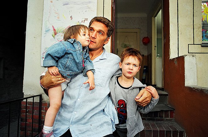 Der Mustervater - Allein unter Kindern - Filmfotók - Walter Sittler