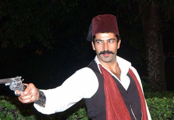 Son osmanli Yandim Ali - Kuvat elokuvasta - Kenan İmirzalıoğlu