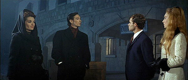 Les Vampires du Dr. Dracula - Film