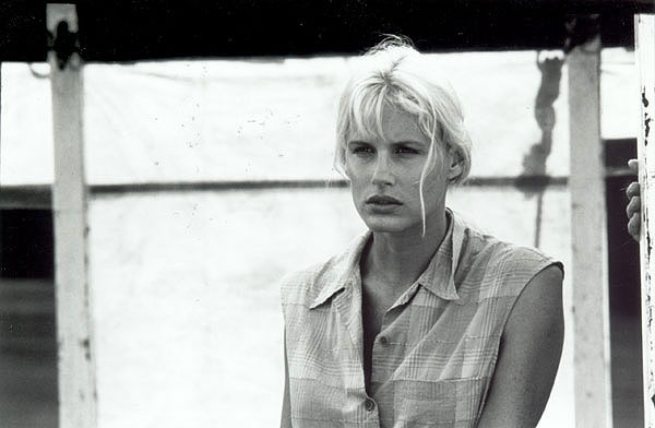 At Play in the Fields of the Lord - Photos - Daryl Hannah