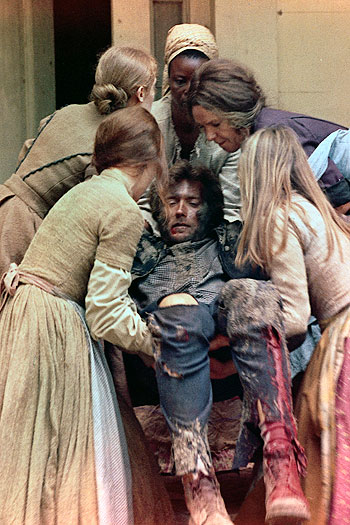 The Beguiled - Photos - Mae Mercer, Clint Eastwood, Geraldine Page