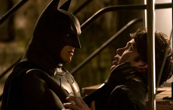 Batman Begins - Filmfotos - Christian Bale, Cillian Murphy