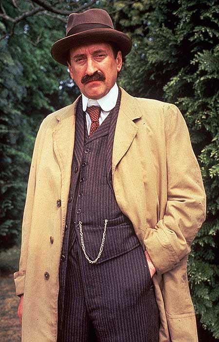 Agatha Christie's Poirot - The Mysterious Affair at Styles - Van film - Philip Jackson