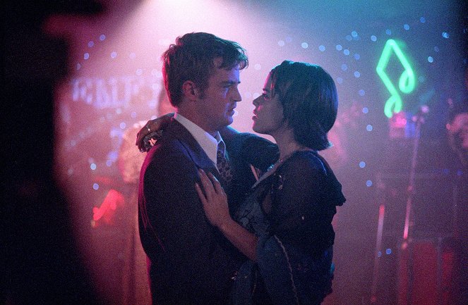 Tango para tres - De la película - Matthew Perry, Neve Campbell