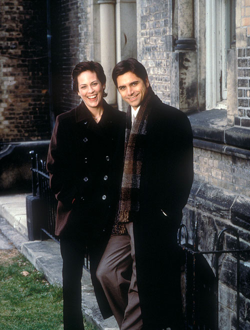 Sealed with a Kiss - Filmfotos - Annabeth Gish, John Stamos