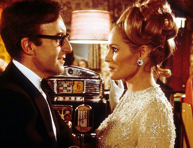 Casino Royale - Filmfotos - Peter Sellers, Ursula Andress
