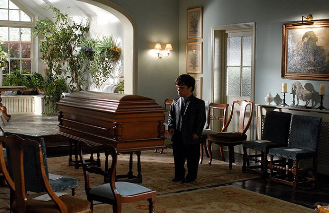 Morte num Funeral - Do filme - Peter Dinklage