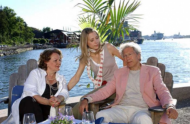 Inga Lindström - Die Frau am Leuchtturm - Film - Swetlana Schönfeld, Marisa Leonie Bach, Bernd Herzsprung