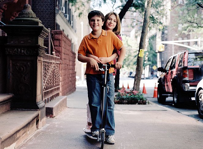 Manhattan kicsiben - Filmfotók - Josh Hutcherson, Charlotte Ray Rosenberg