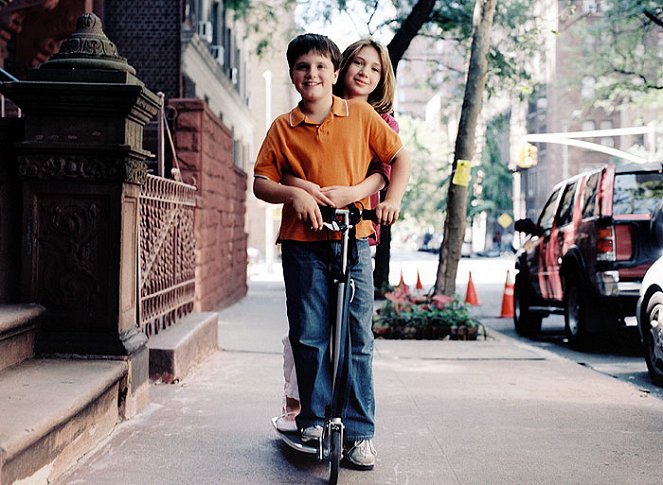 Little Manhattan - Filmfotos - Josh Hutcherson, Charlotte Ray Rosenberg